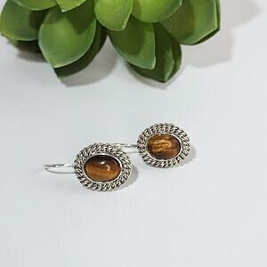 🌻3 for $18 Silver Tone Faux Tortoise Shell Earrings